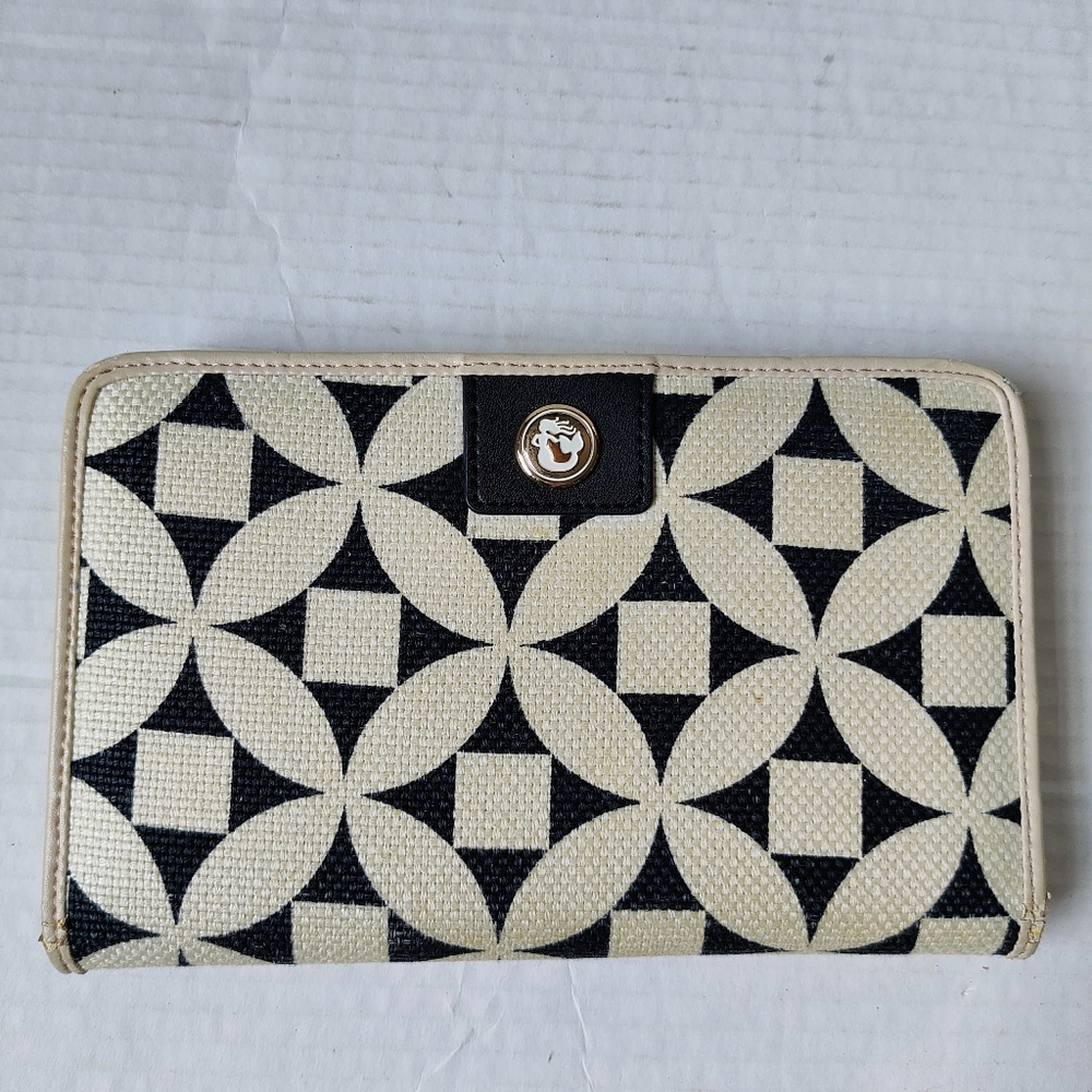 Spartina 449 Black And Cream Geometric Print Wallet